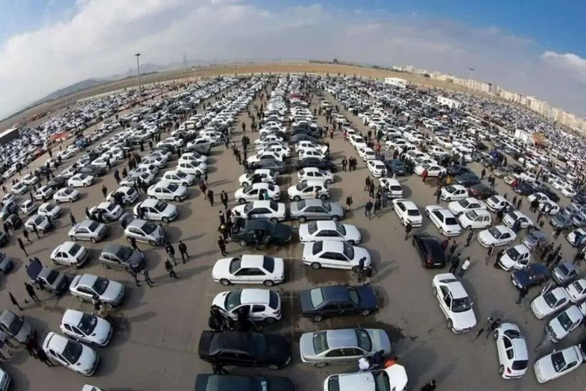 قیمت خودرو در بازار آزاد شنبه ۳ خرداد1404