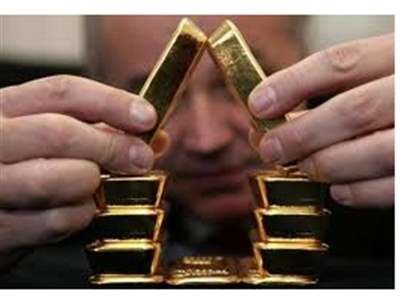 عقب‌نشینی طلای جهانی از رکورد/ سرمایه‌گذارن عقب‌نشینی کردند